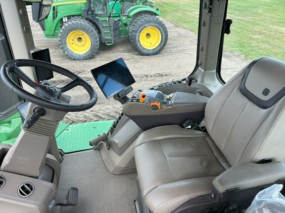 2025 John Deere 9RX 590 Tractor Rubber Track