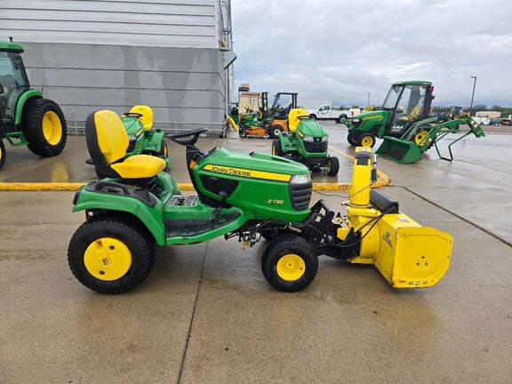 2013 John Deere X730 Garden Tractor