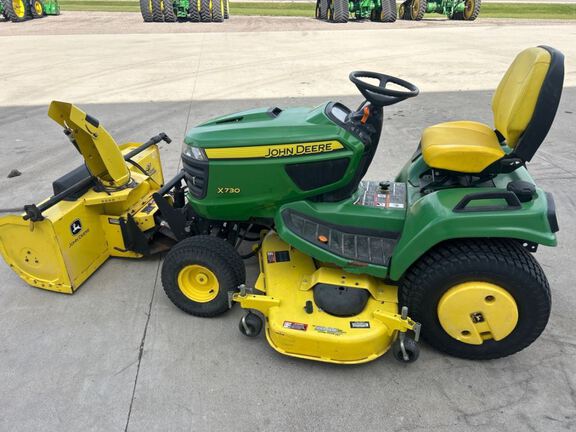 2013 John Deere X730 Garden Tractor