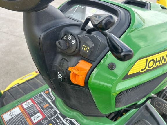 2013 John Deere X730 Garden Tractor