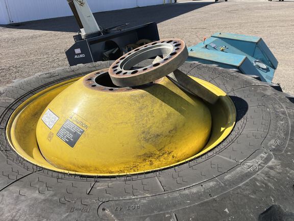 2016 Goodyear 520/85R42 Tires