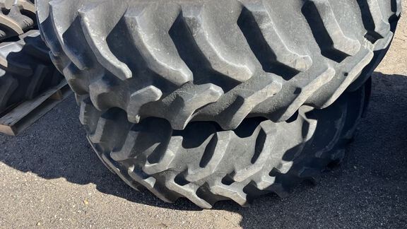 2016 Goodyear 520/85R42 Tires