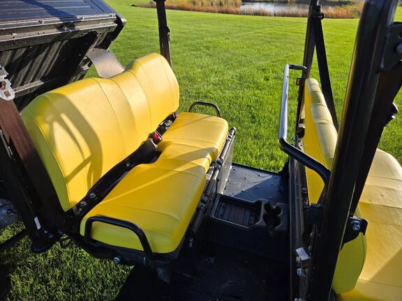 2019 John Deere XUV825M S4 ATV