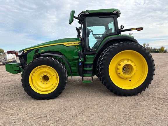2025 John Deere 8R 370 Tractor