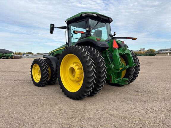 2025 John Deere 8R 370 Tractor