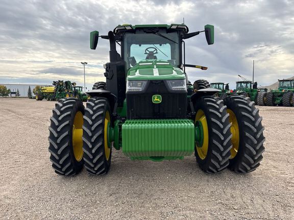 2025 John Deere 8R 370 Tractor