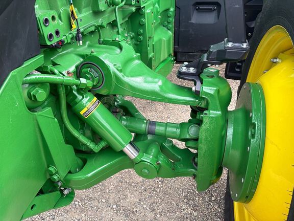 2025 John Deere 8R 370 Tractor