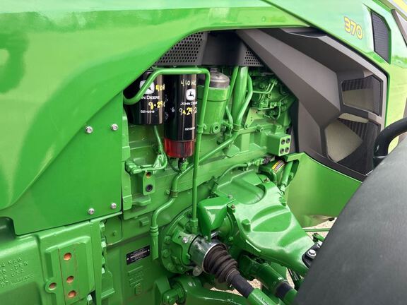 2025 John Deere 8R 370 Tractor