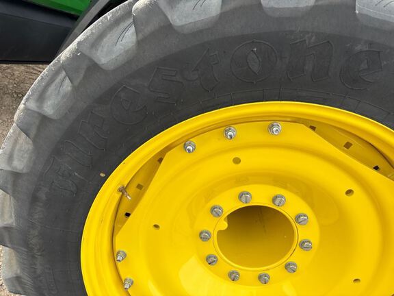 2025 John Deere 8R 370 Tractor