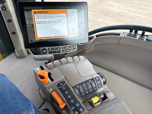 2025 John Deere 8R 370 Tractor