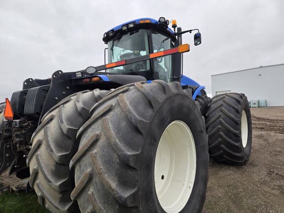 2012 New Holland T9.670 Tractor 4WD
