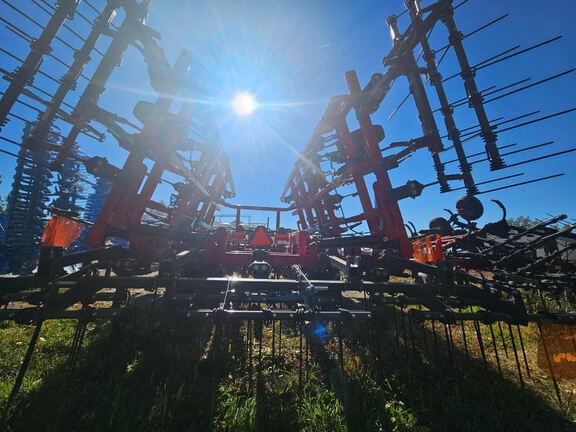 2024 Wil-Rich 483 Chisel Plow