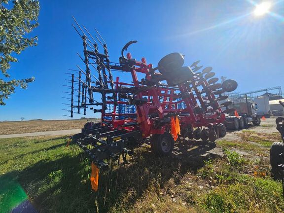 2024 Wil-Rich 483 Chisel Plow