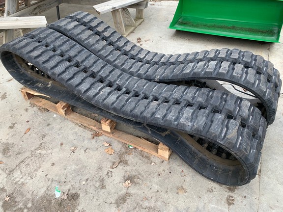 2023 John Deere 450X86X58 Tires