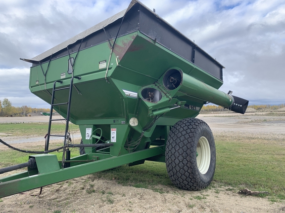 1993 Brent 674 Grain Cart