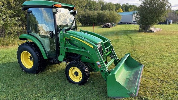 2013 John Deere 3720 Tractor Compact