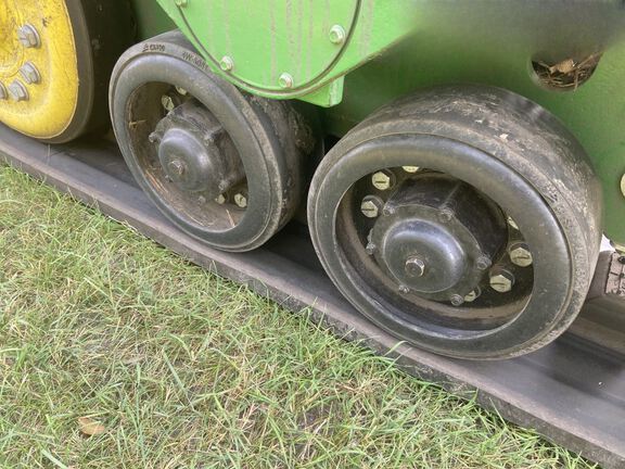2023 John Deere 8RX 370 Tractor Rubber Track