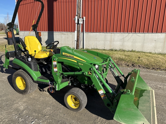 2018 John Deere 1025R Tractor Compact