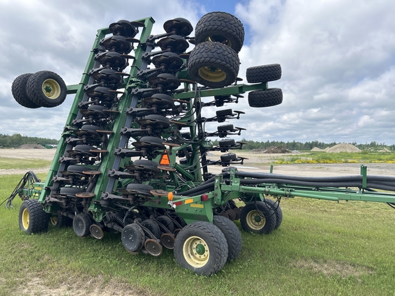 2001 John Deere 1860 Air Seeder