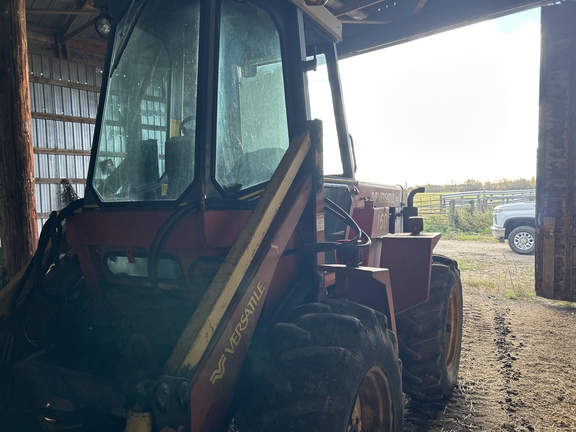 1981 Versatile 150 Tractor