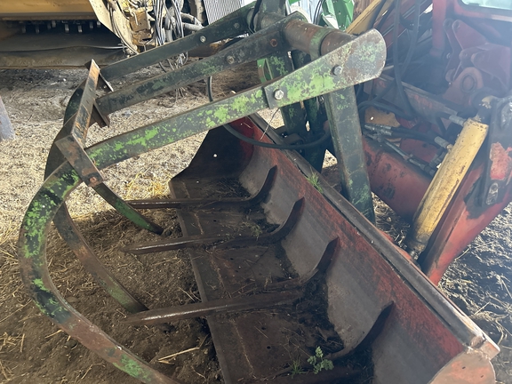 1981 Versatile 150 Tractor