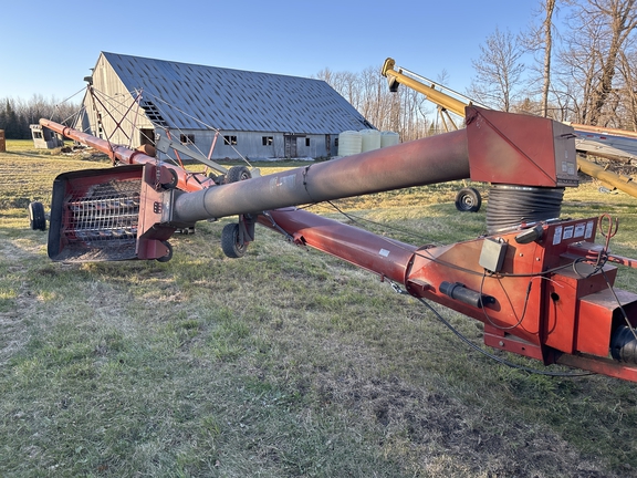 2018 Buhler Farm King 1385 Grain Auger