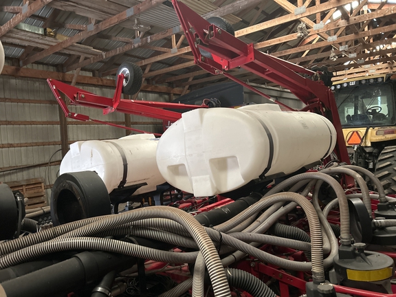 2014 AGCO White 8524 Planter