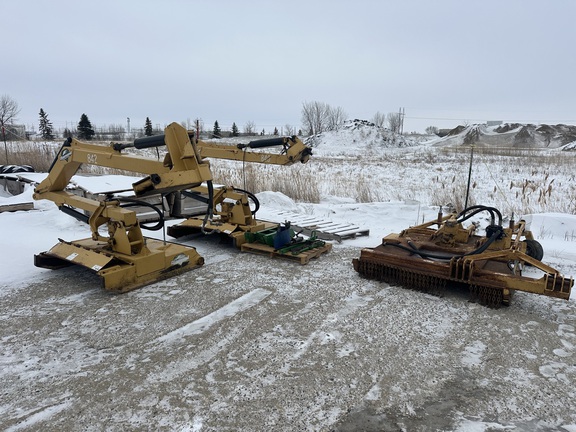 2010 John Deere 7230 Tractor