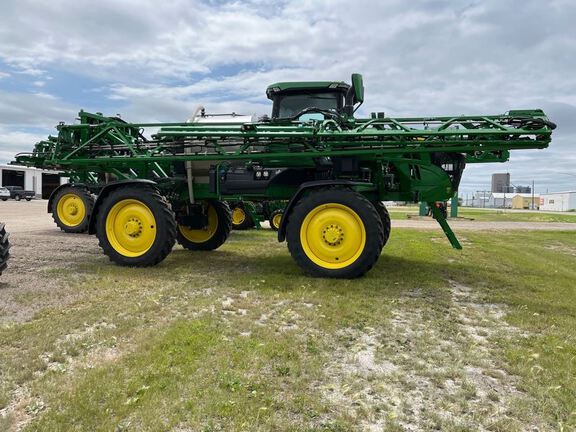 2023 John Deere 410R Sprayer/High Clearance