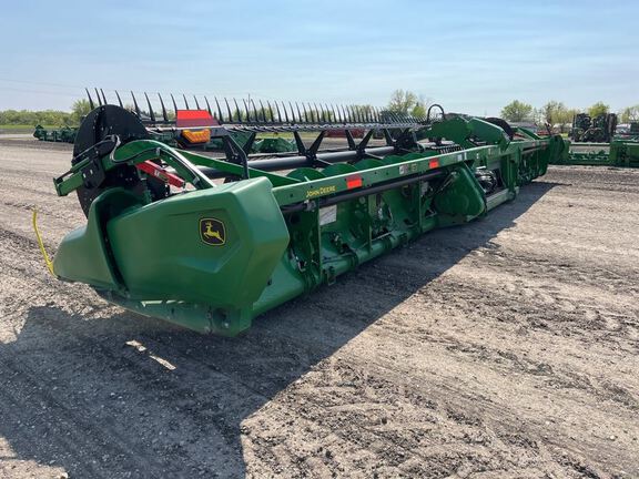 2023 John Deere RD40F Header Combine