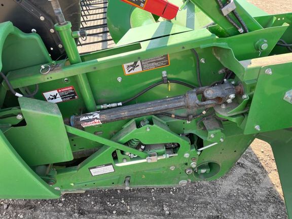 2023 John Deere RD40F Header Combine