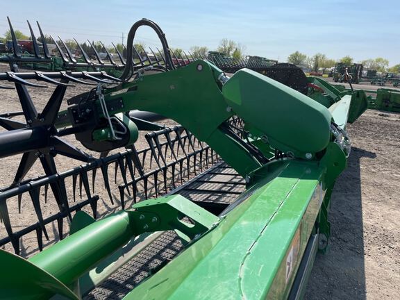 2023 John Deere RD40F Header Combine