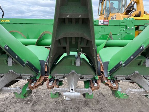 2023 John Deere C12R Header Corn Head