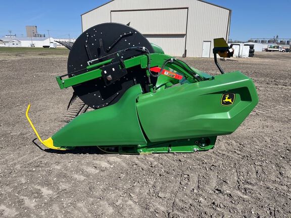 2023 John Deere RD40F Header Combine