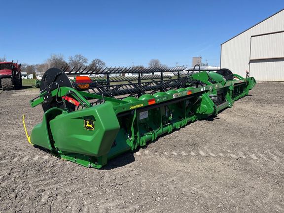 2023 John Deere RD40F Header Combine