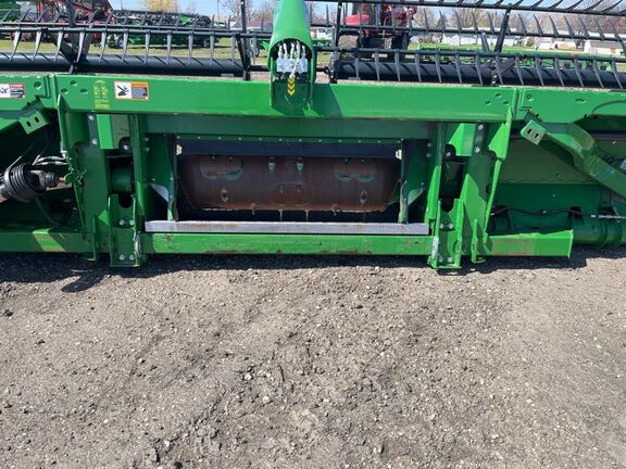 2023 John Deere RD40F Header Combine