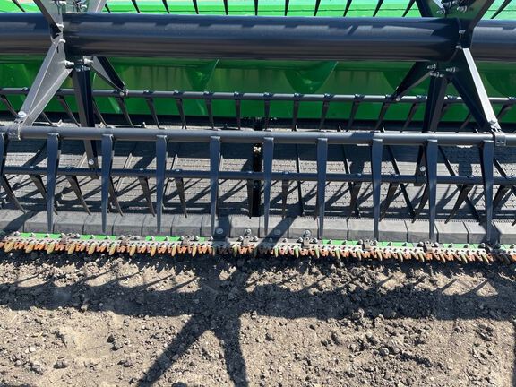 2023 John Deere RD40F Header Combine