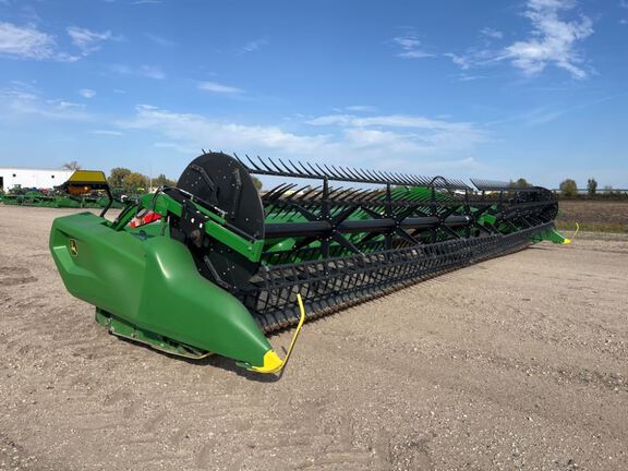 2023 John Deere RD40F Header Combine
