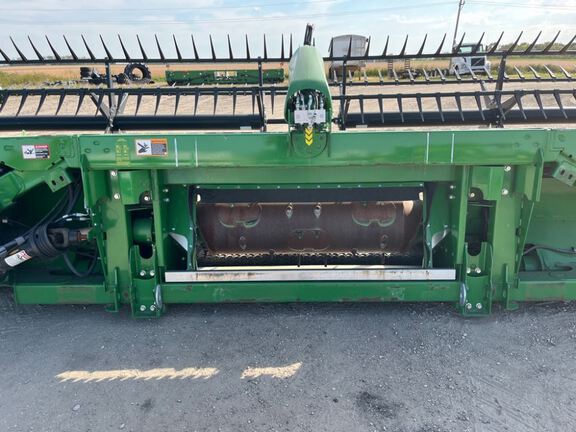 2023 John Deere RD40F Header Combine