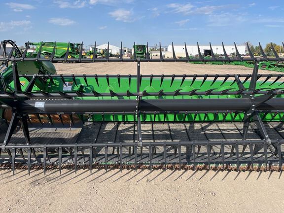 2023 John Deere RD40F Header Combine