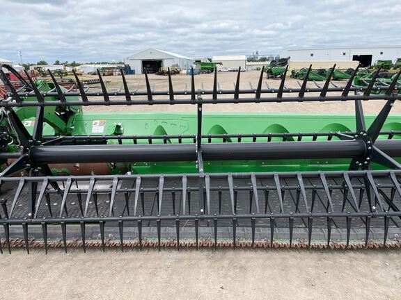 2023 John Deere RD40F Header Combine