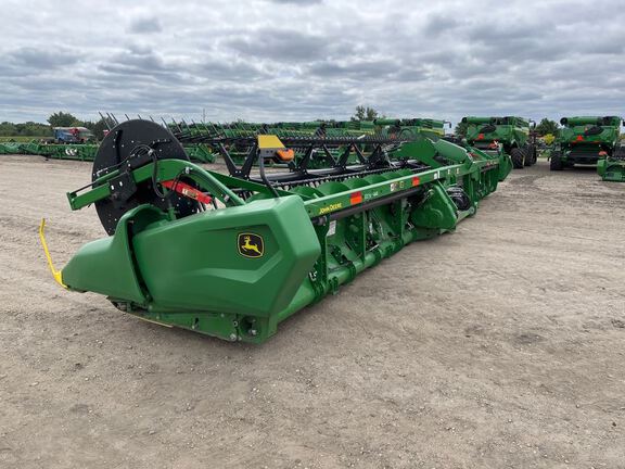 2023 John Deere RD40F Header Combine