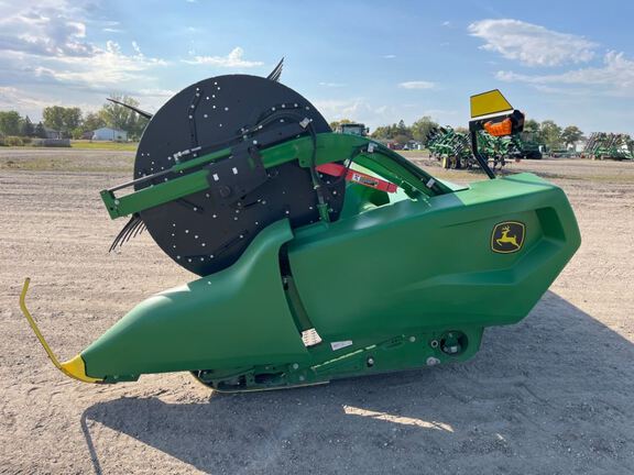 2023 John Deere RD40F Header Combine