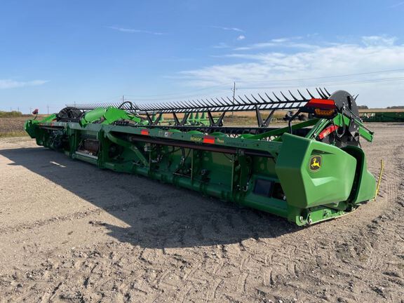 2023 John Deere RD40F Header Combine