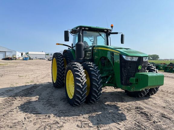 2020 John Deere 8320R Tractor