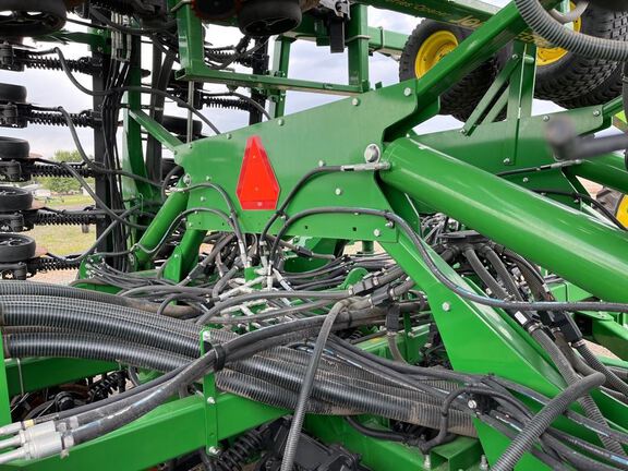 2020 John Deere 1890 Air Seeder