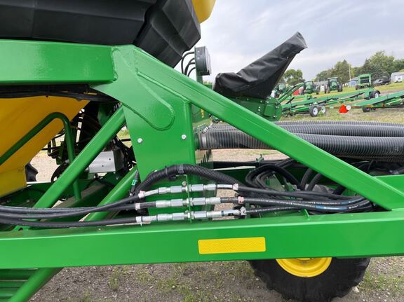 2020 John Deere 1890 Air Seeder