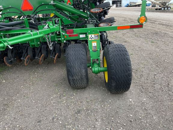 2020 John Deere 1890 Air Seeder