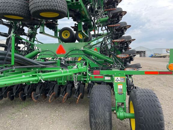 2020 John Deere 1890 Air Seeder