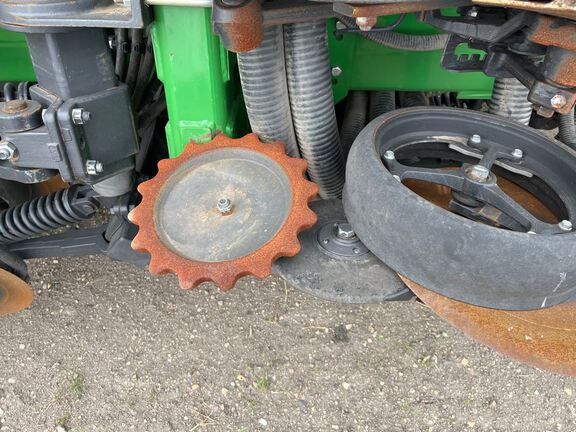 2020 John Deere 1890 Air Seeder